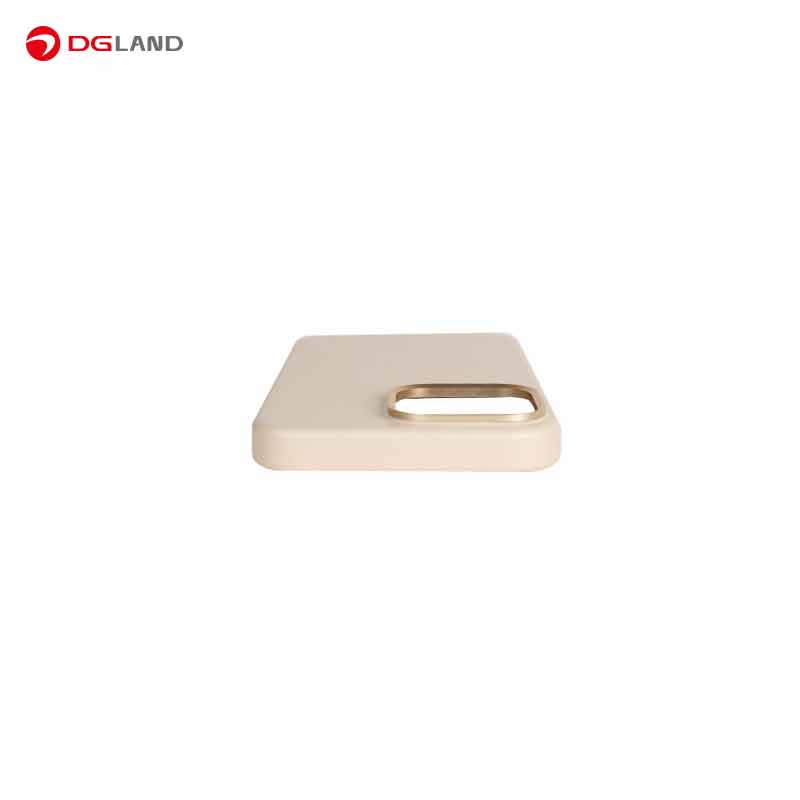 کاور یونیک مدل Magclick مناسب برای گوشی موبایل Iphone 16 ProMax کاور یونیک مدل Magclick مناسب برای گوشی موبایل Iphone 16 ProMax